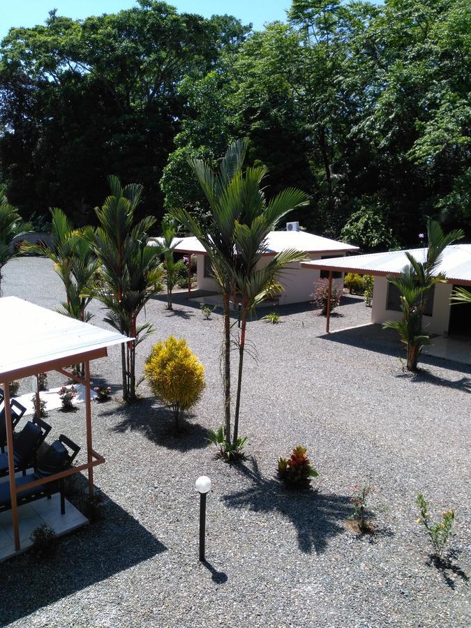 Puerto Vargas Lodge Cahuita Exterior foto